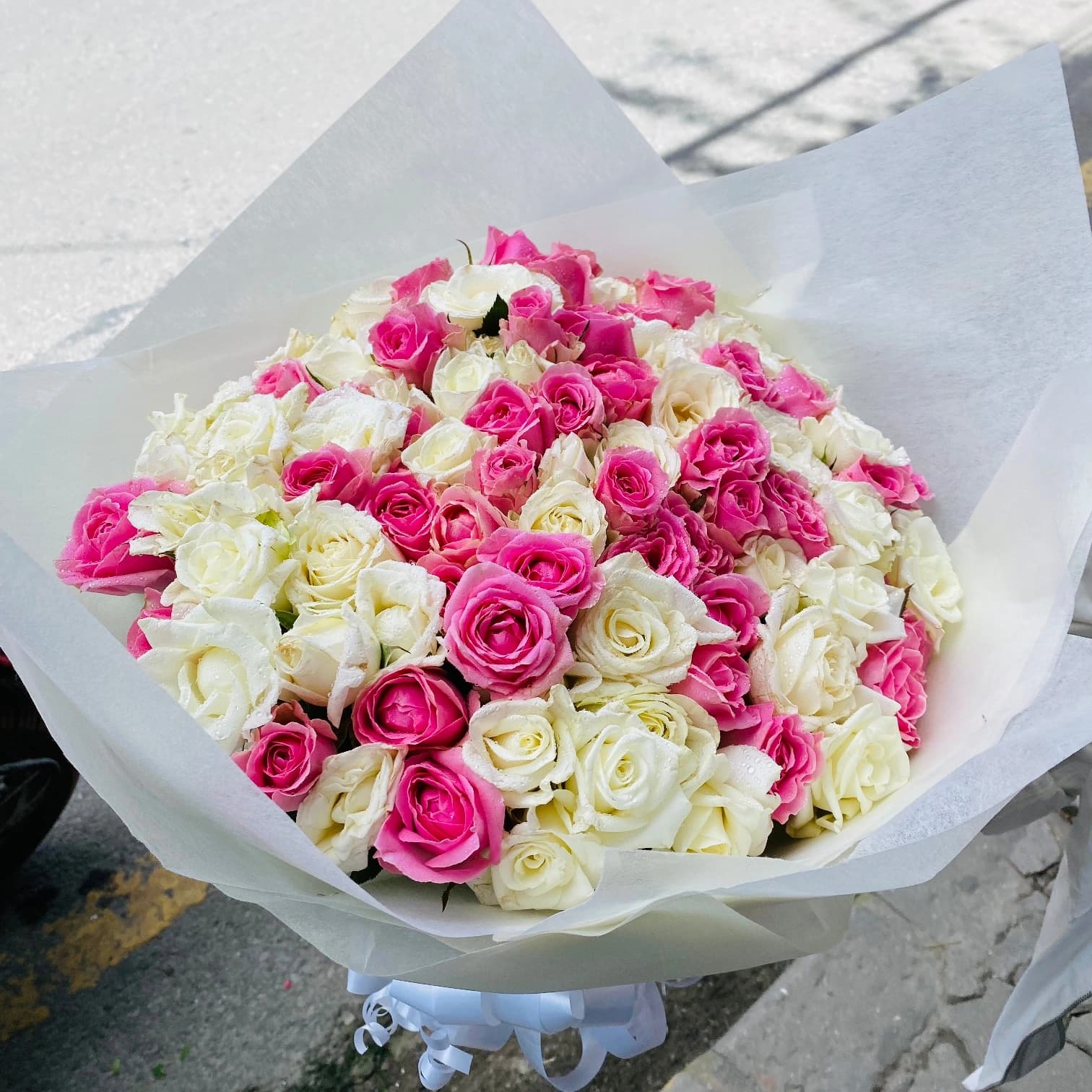 Red and white rose Bouquet