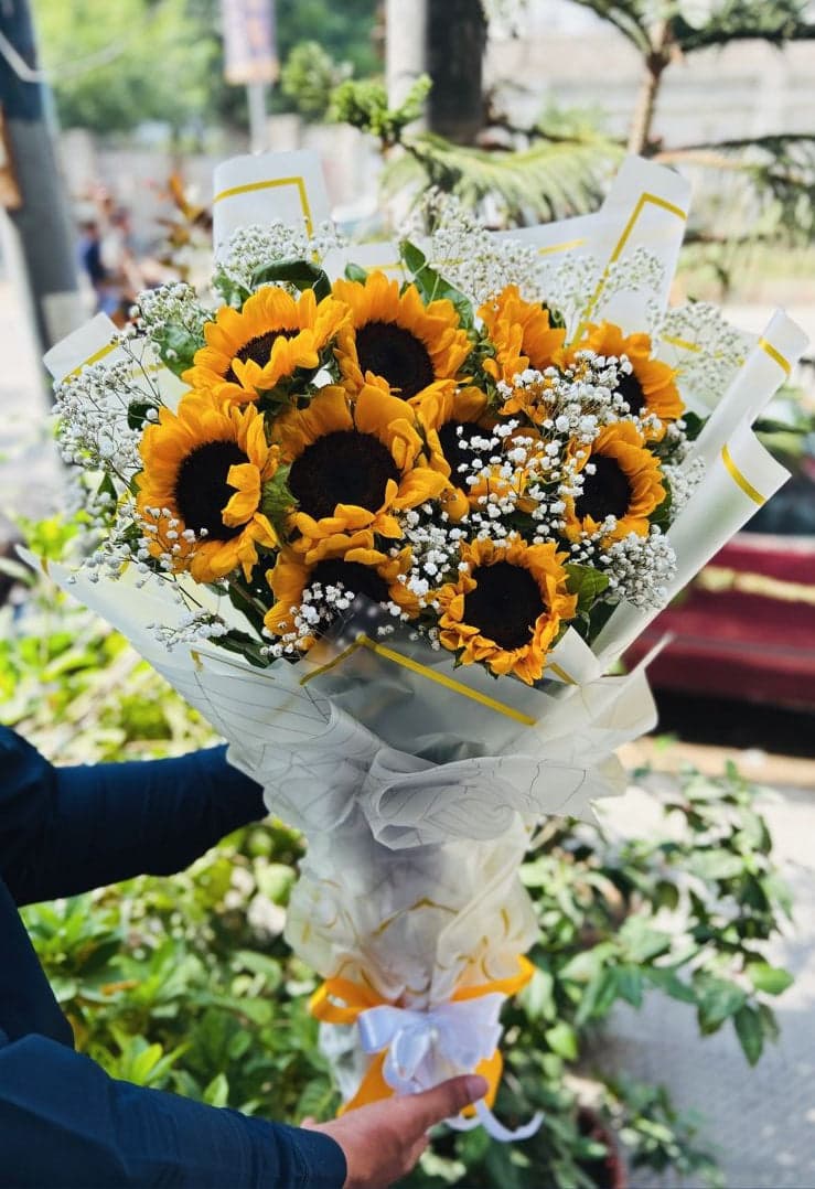 Sunflower bouquet